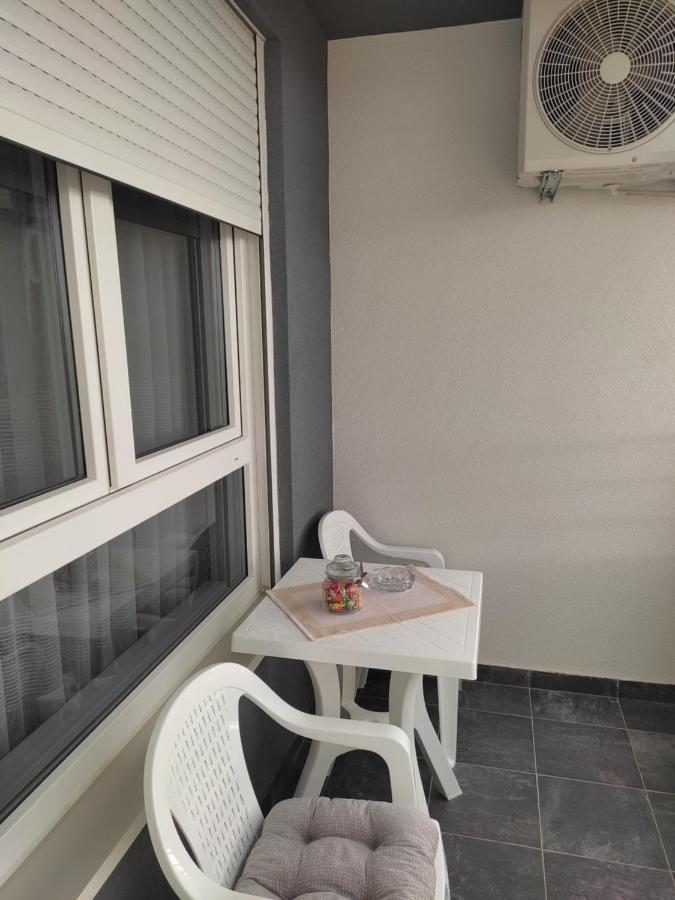 Apartman Petra Nis Exterior foto
