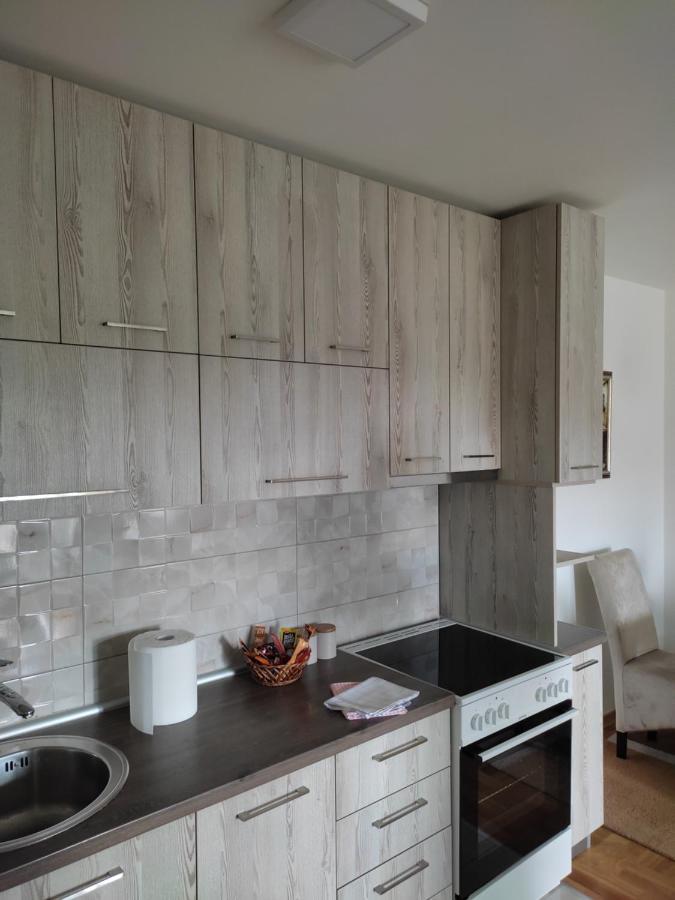 Apartman Petra Nis Exterior foto