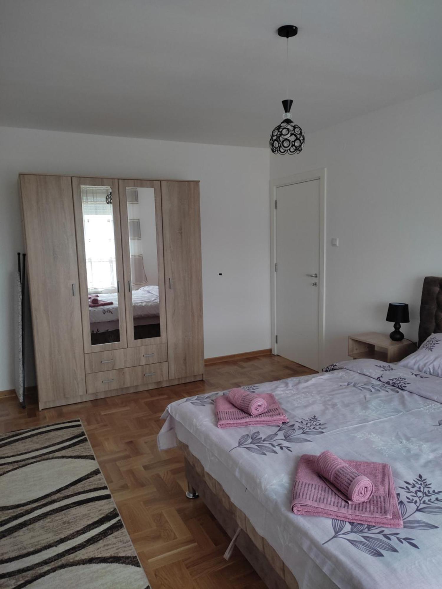 Apartman Petra Nis Exterior foto